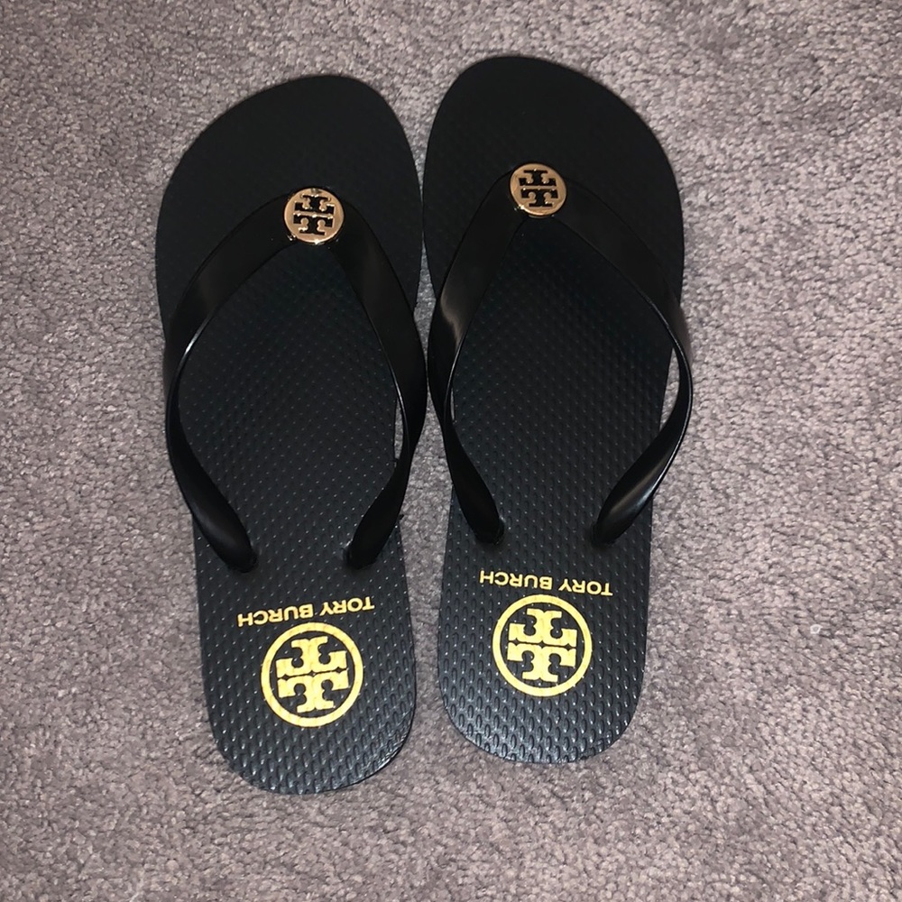 Size 7 BRAND NEW tory burch flip flops